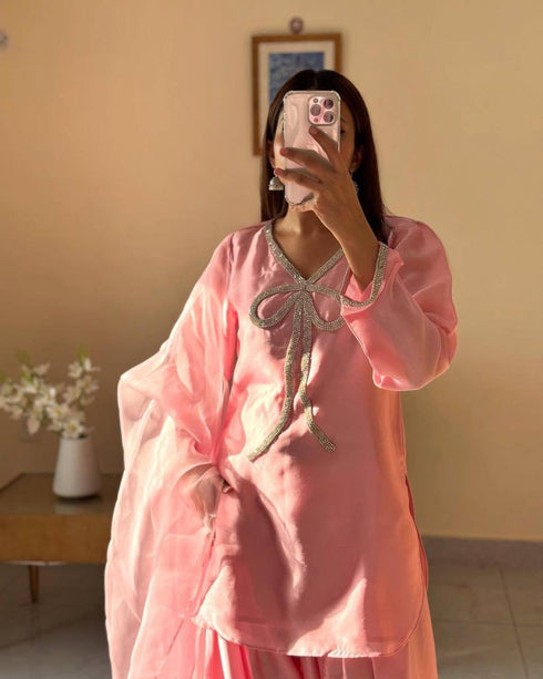 Petual Pink Stylish Farshi Salwar Suit